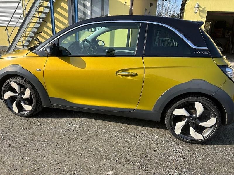 Gebraucht Opel Adam Rocks Rocks 87 PS (63 kW) 2016 Gold Kleinwagen
