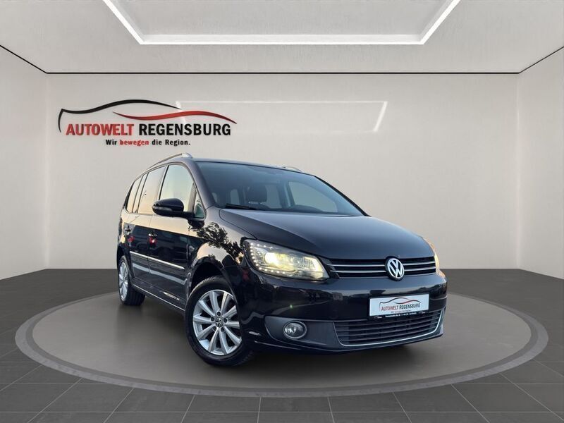 Deep black perleffekt (schwarz Gebraucht 2010 VW Touran Highline Van / Kleinbus | 7.490 € (Guter Preis) - Bild 1/4