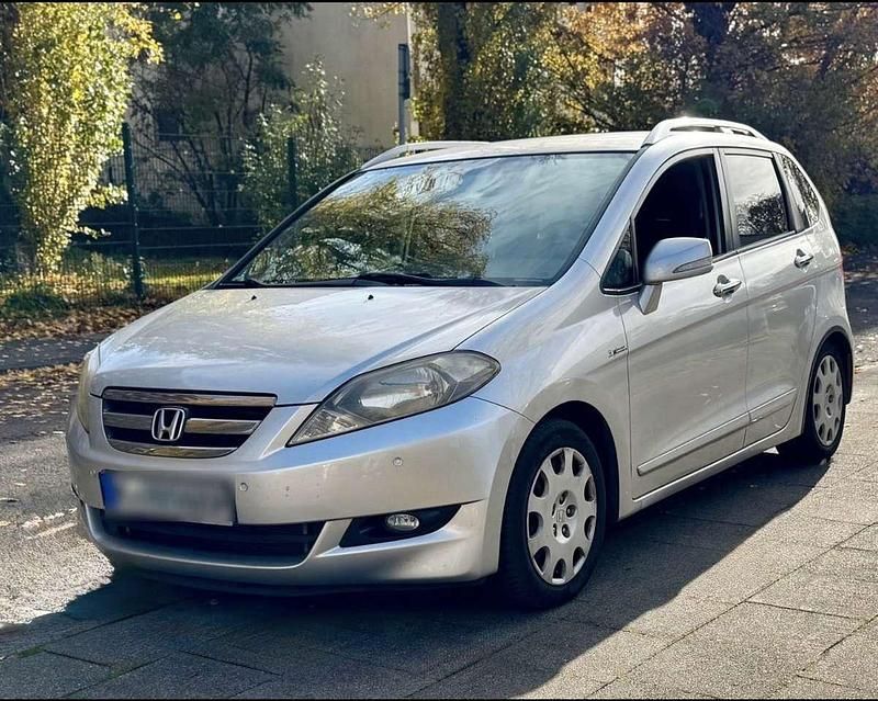 Gebraucht Honda FR-V 140 PS (102 kW) 2008 Silber Van / Kleinbus