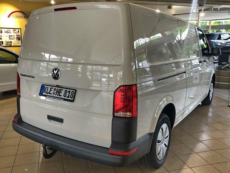 Gebraucht VW T6.1 150 PS (110 kW) 2023 Candyweiß Van
