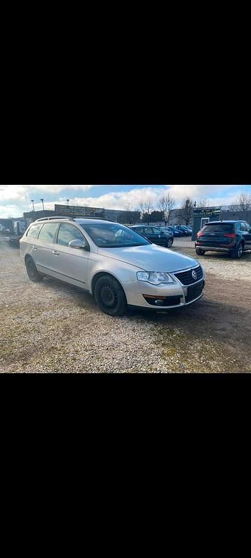 Gebraucht VW Passat 140 PS (102 kW) 2010 Silber Kombi