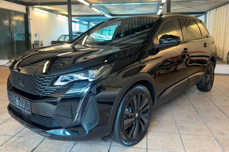 Schwarz Gebraucht 2024 Peugeot 5008 GT Van / Kleinbus | 26.450 € (Superpreis) - Bild 1/4