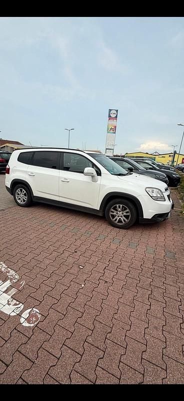 Weiß Gebraucht 2013 Chevrolet Orlando Van / Kleinbus | 6.500 € (Fairer Preis) - Bild 1/1