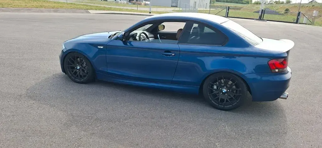 Gebraucht BMW 135 Performance 306 PS (225 kW) 2011 Blau Kleinwagen