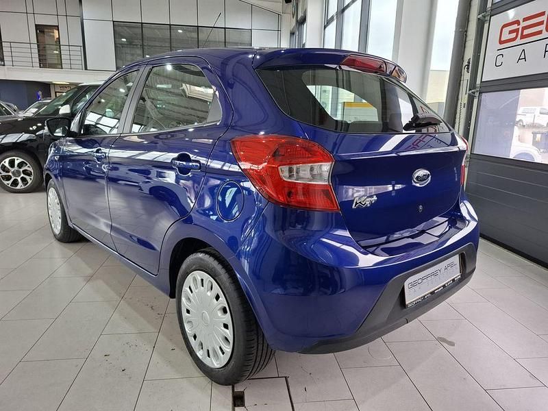 Second-hand Ford Ka Plus 69 CP (50 kW) 2018 Albastru Hatchback
