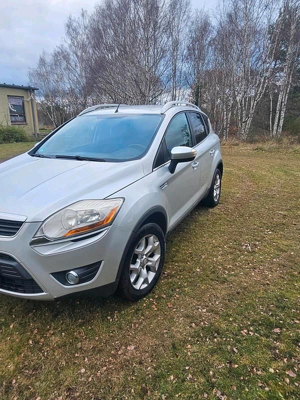 Gebraucht Ford Kuga 150 PS (110 kW) 2009 Grau SUV
