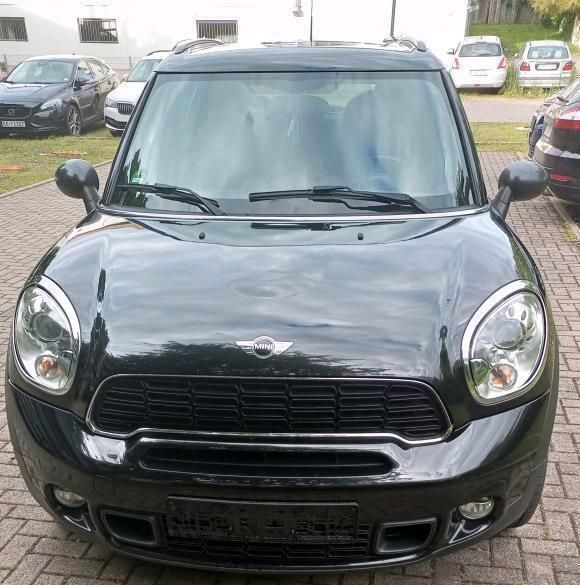 Schwarz Gebraucht 2011 Mini Cooper S Countryman SUV | 7.200 € - Bild 1/4