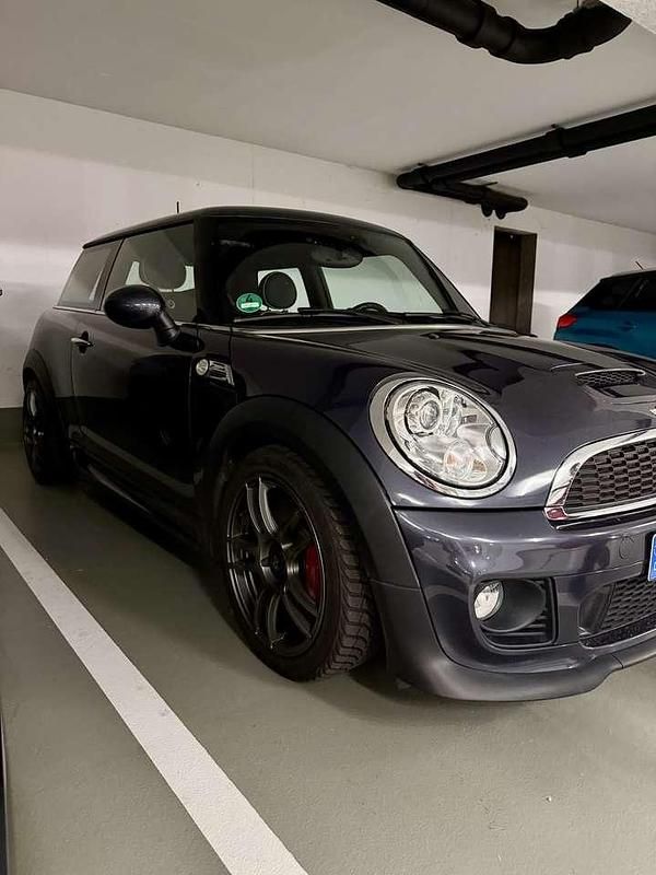 Grau Gebraucht 2013 Mini John Cooper Works Kleinwagen | 14.500 € (Guter Preis) - Bild 1/4