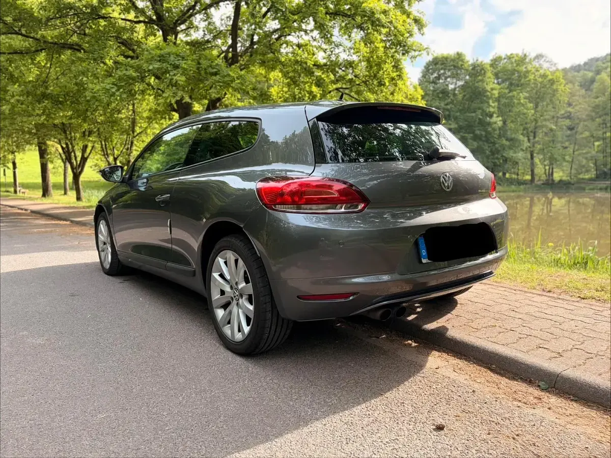 Gebraucht VW Scirocco 160 PS (117 kW) 2011 Grau Coupé