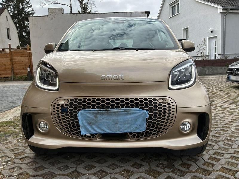 Gebraucht Smart ForTwo Coupé 60 kW (82 PS) 2021 Beige Kleinwagen