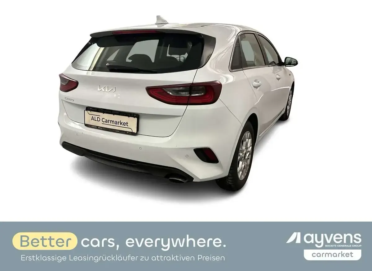 Gebraucht Kia Ceed Vision 160 PS (117 kW) 2023 Weiß Kleinwagen