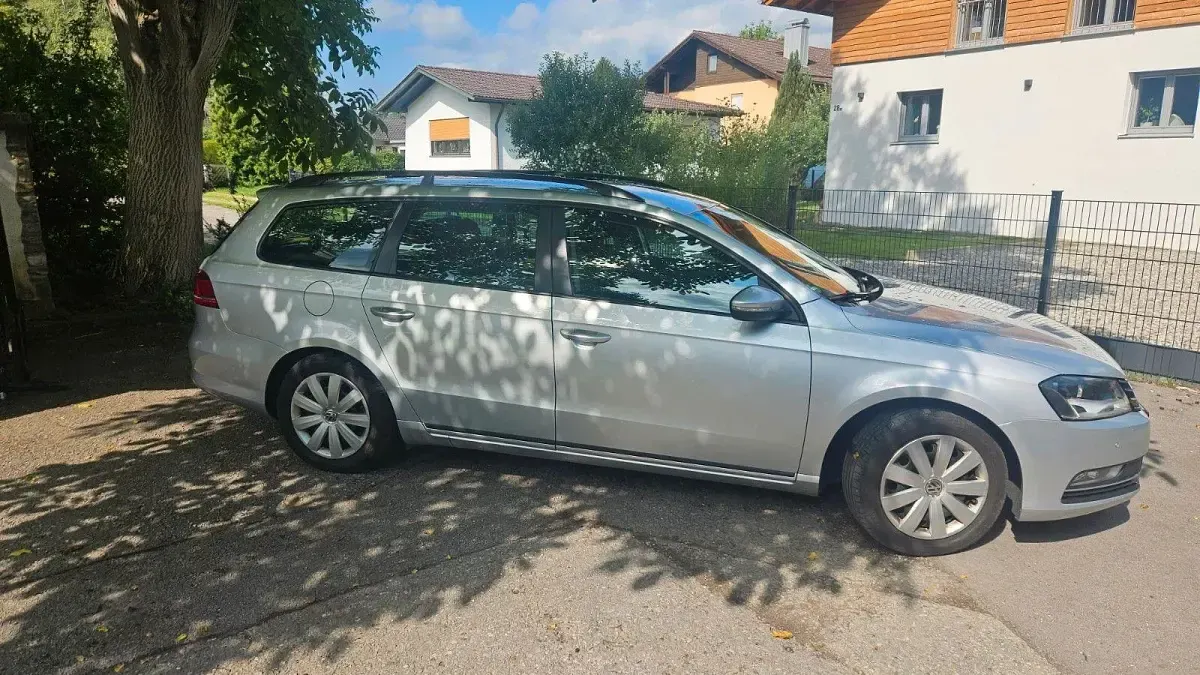 Gebraucht VW Passat Comfortline 140 PS (102 kW) 2011 Grau Kombi