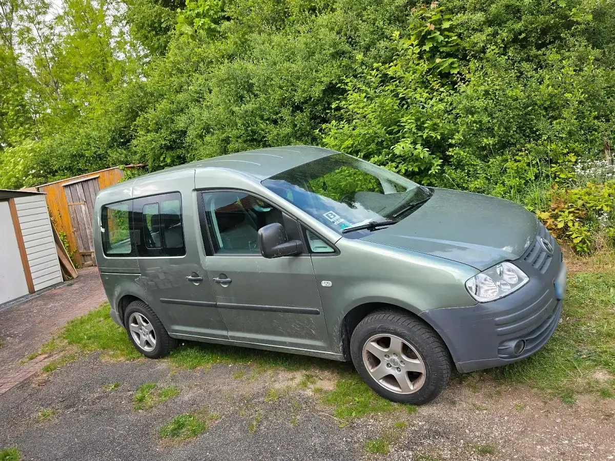 Używany VW Caddy 109 KM (80 kW) 2006 Zielony Minivan