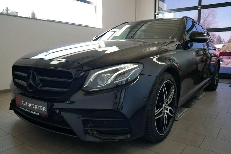 Gebraucht Mercedes E200 AMG 184 PS (135 kW) 2018 Schwarz Limousine