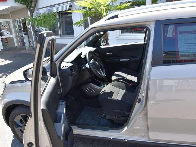 Gebraucht Suzuki Ignis Comfort 83 PS (61 kW) 2020 Caravan ivory Kleinwagen