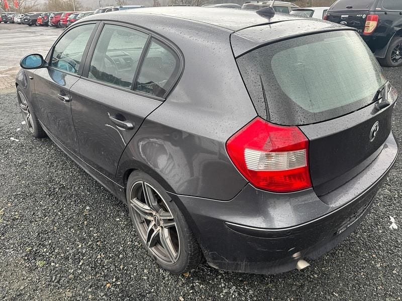 Gebraucht BMW 120 150 PS (110 kW) 2005 Grau Kleinwagen