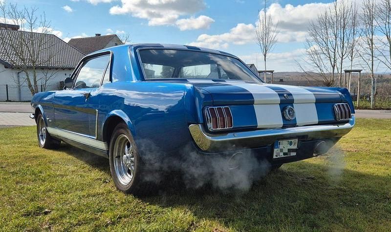 Gebraucht Ford V8 200 PS (147 kW) 1965 Schwarz Coupé