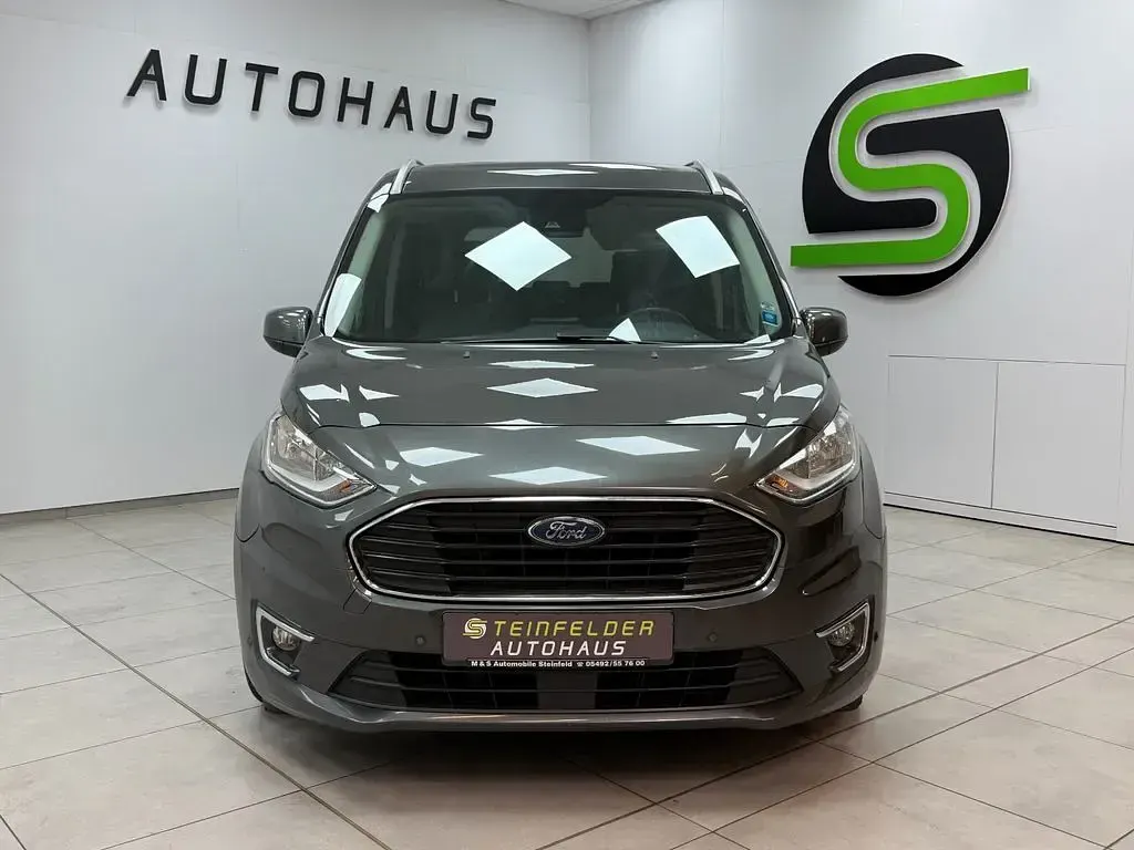 Gebraucht Ford Grand Tourneo Connect Titanium 120 PS (88 kW) 2018 Magnetic Van / Kleinbus