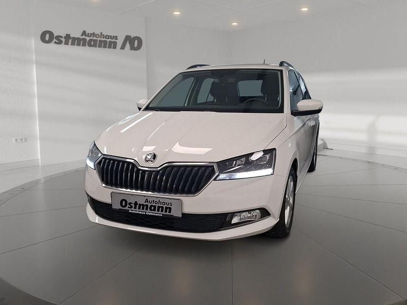 Gebraucht Skoda Fabia Ambition 95 PS (69 kW) 2022 Weiß Kombi