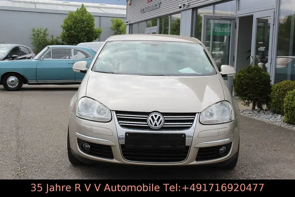 Gebraucht VW Jetta Comfortline 150 PS (110 kW) 2005 Beige Limousine