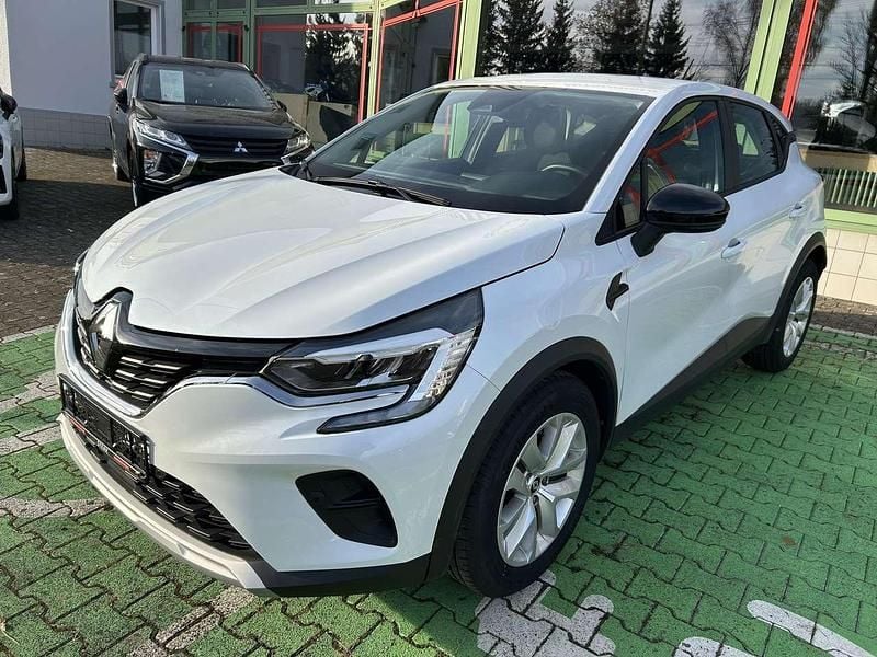 Weiss "nacre" Gebraucht 2022 Renault Captur Zen SUV | 17.490 € (Superpreis) - Bild 1/4