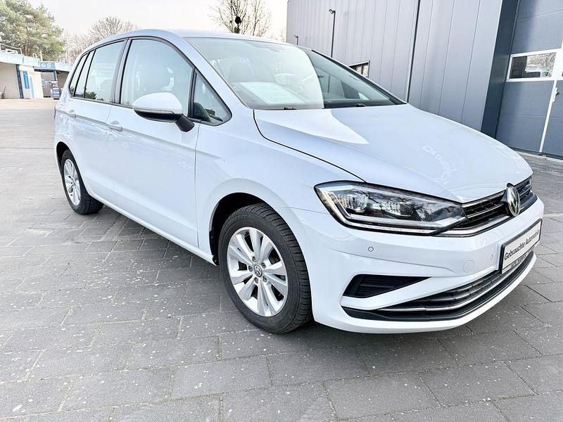 Gebraucht VW Golf VII 116 PS (85 kW) 2019 Weiß Limousine