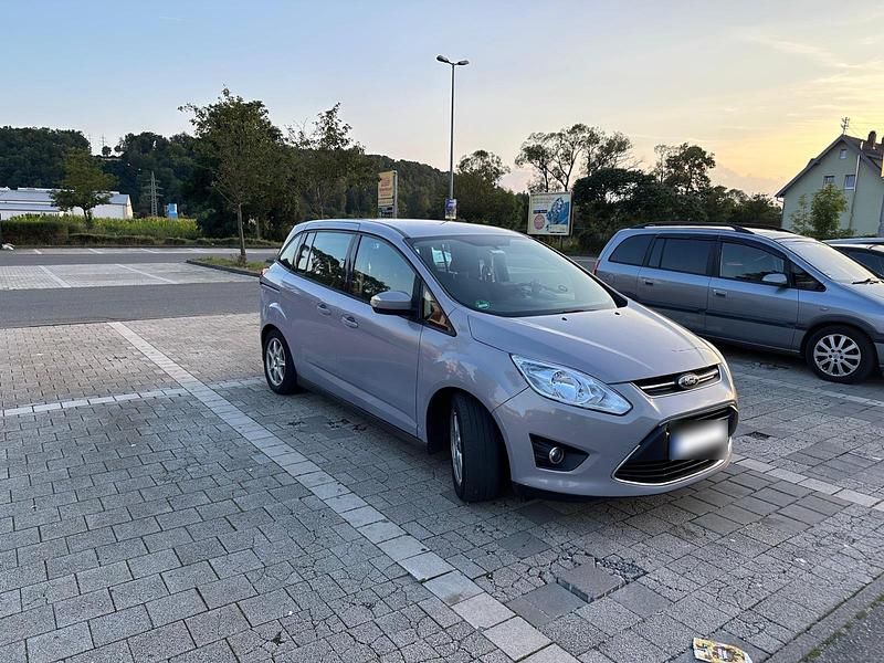 Gebraucht Ford Grand C-Max 105 PS (77 kW) 2011 Silber Van / Kleinbus