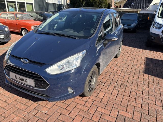 Blazer blau Gebraucht 2017 Ford B-MAX Titanium Van / Kleinbus | 9.900 € (Etwas zu teuer) - Bild 1/1