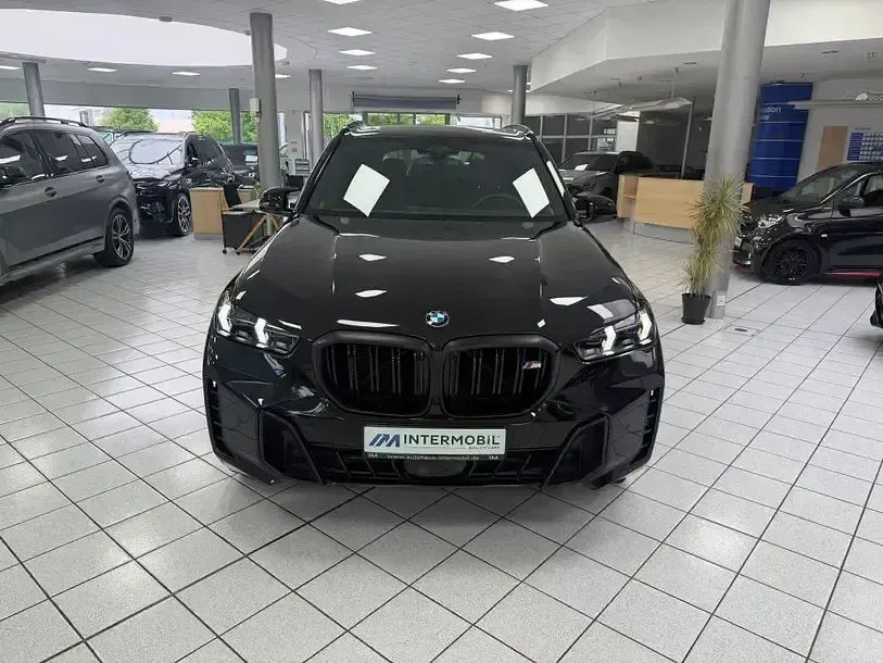 Gebraucht BMW X5 M Sport 530 PS (389 kW) 2024 Schwarz SUV