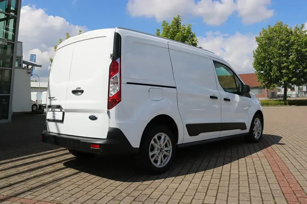 Używany Ford Transit Connect Trend 101 KM (74 kW) 2023 Biały Minivan