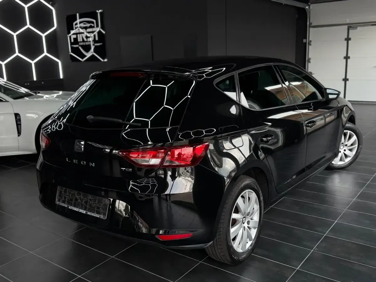 Gebraucht Seat Leon Style 86 PS (63 kW) 2016 Schwarz Limousine