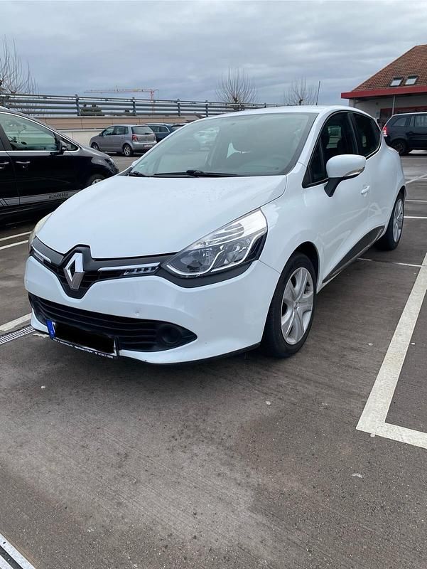 Gebraucht Renault Clio IV 73 PS (53 kW) 2014 Weiß Limousine