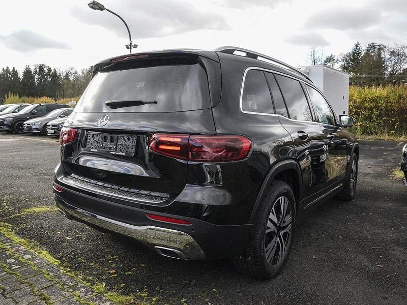 Gebraucht Mercedes GLB200 Advanced 163 PS (119 kW) 2025 Schwarz SUV
