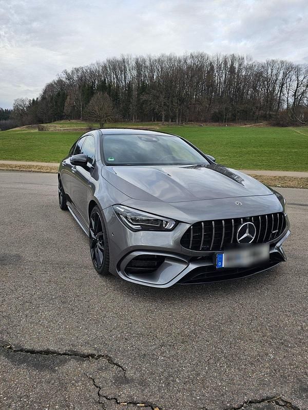 Grau Gebraucht 2020 Mercedes CLA45 AMG AMG Kombi | 48.000 € (Fairer Preis) - Bild 1/4