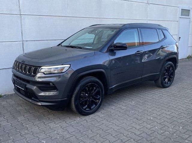 Gebraucht Jeep Compass Limited 190 PS (139 kW) 2023 Grau metallic SUV