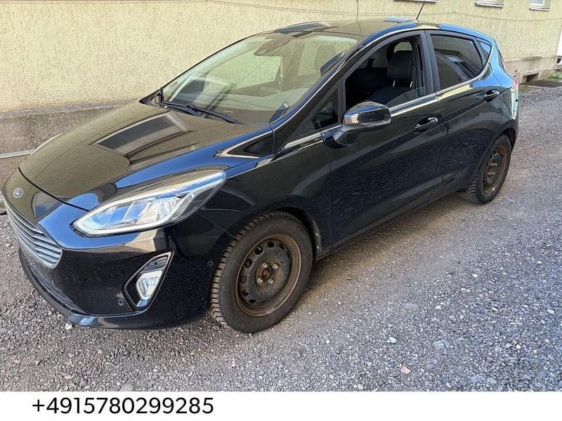 Gebraucht Ford Fiesta Titanium 86 PS (63 kW) 2018 Schwarz Kleinwagen