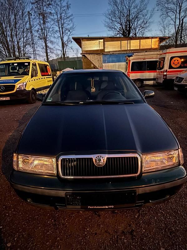 Gebraucht Skoda Octavia 102 PS (75 kW) 2000 Grün Limousine
