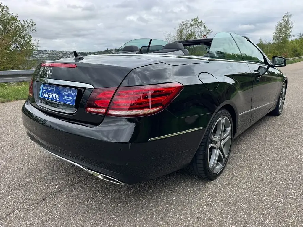 Gebraucht Mercedes E350 252 PS (185 kW) 2013 Schwarz Cabrio
