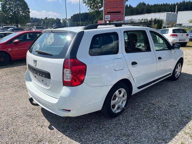 Weiß Gebraucht 2014 Dacia Logan MCV Limousine | 1.950 € (Superpreis) - Bild 1/4