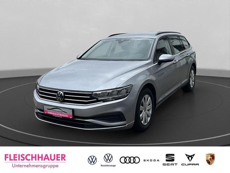 Gebraucht VW Passat Basis 200 PS (147 kW) 2021 Silber Kombi