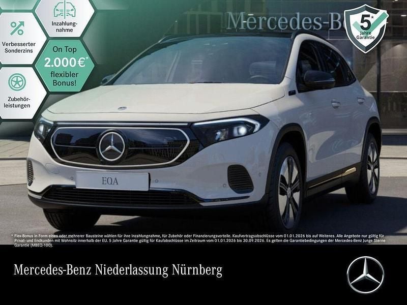 Weiß Gebraucht 2022 Mercedes EQA250+ Advanced SUV | 30.990 € (Fairer Preis) - Bild 1/3