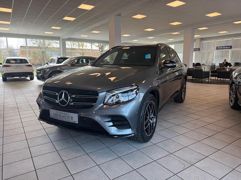 Gebraucht Mercedes GLC250 AMG 211 PS (155 kW) 2019 Grau (selenitgrau) SUV