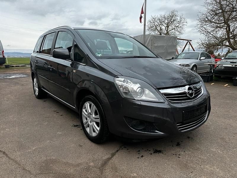 Gebraucht Opel Zafira 110 PS (80 kW) 2009 Andere farben Van / Kleinbus