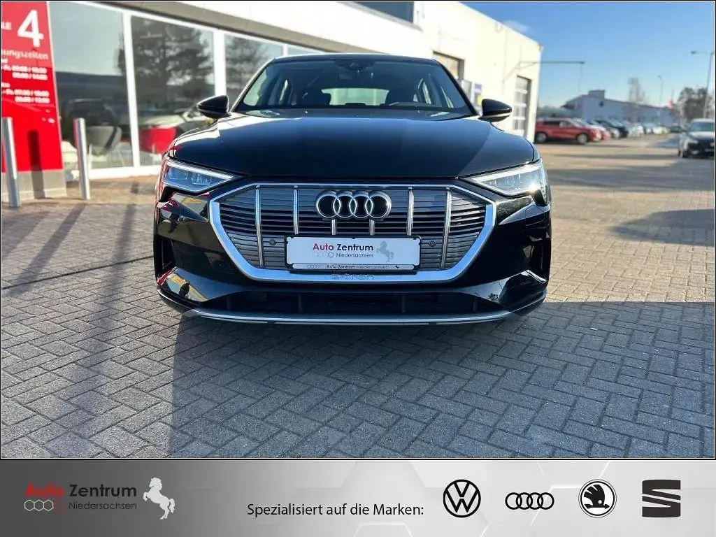 Gebraucht Audi e-tron Sportback Sport 300 kW (408 PS) 2023 Mythos black metallic SUV