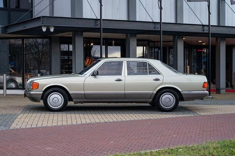 Gebraucht Mercedes S260 SE 166 PS (122 kW) 1986 Grün Limousine