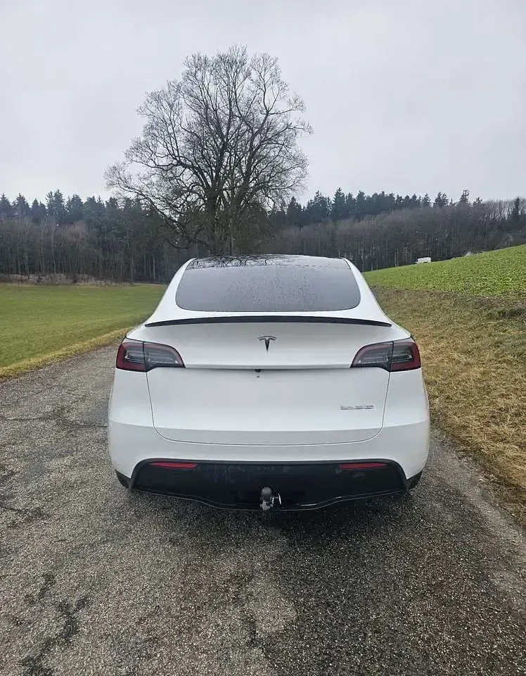 Occasion Tesla Model Y Performance 392 kW (534 ch) 2024 Blanc SUV
