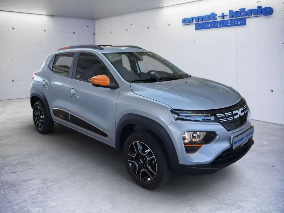 Gebraucht Dacia Spring Essentiel 33 kW (45 PS) 2023 Silber Kleinwagen