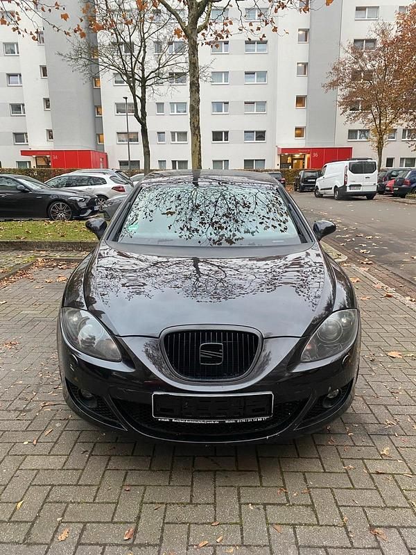 Schwarz Gebraucht 2006 Seat Leon Sport Kleinwagen | 1.750 € (Superpreis) - Bild 1/4