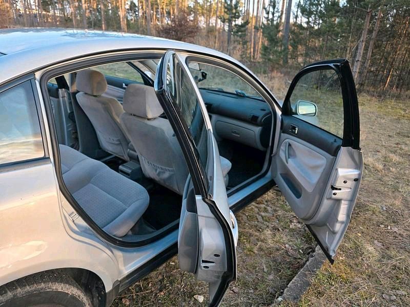 Brugt VW Passat 125 HK (91 kW) 1997 Sedan