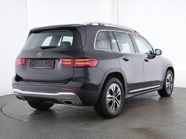 Schwarz Gebraucht 2024 Mercedes GLB220 Progressive SUV | 49.475 € - Bild 1/4